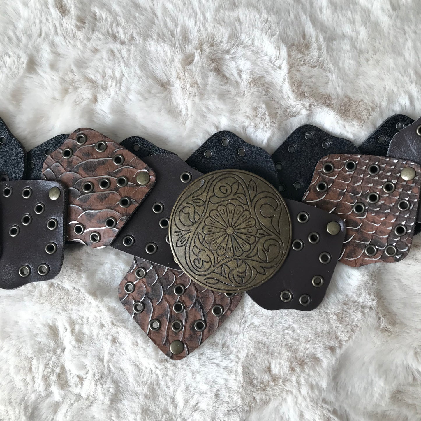 Brown Snake Pattern Disc Belt