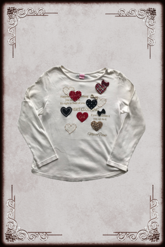 Mezzo Piano Heart Graphic Long Sleeve