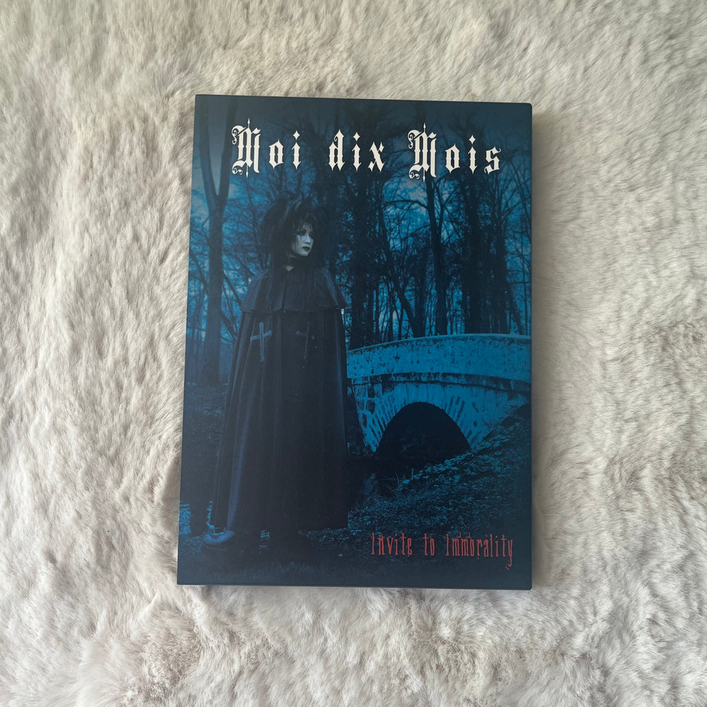 Moi dix Mois - Invite to Immortality
